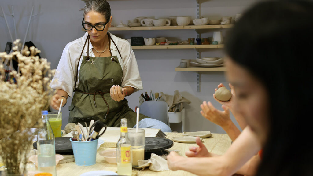 Iranian community pottery workshop in Germany