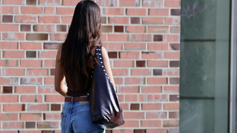 Iranian woman walking alone in Germany looking for meaningful relationships